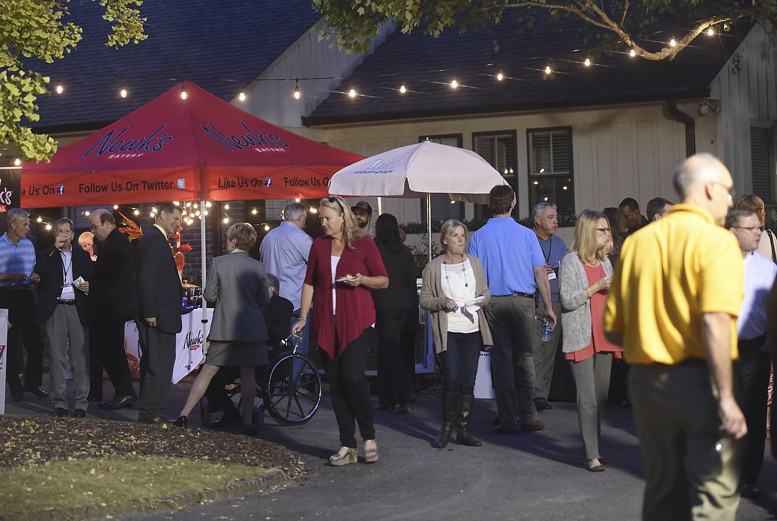 More than 400 people show up for 2015 Taste of Hoover event at Aldridge